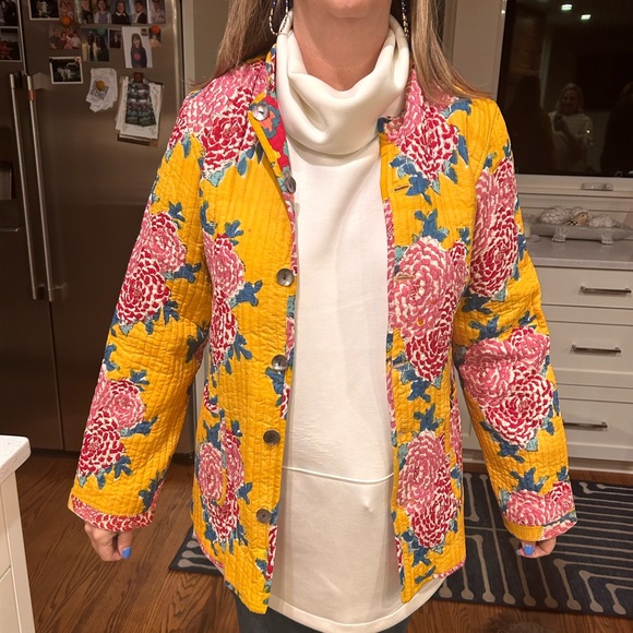 Lisa Corti  Reversible Jhodpuri Jacket
Corolla Gold. Brand new. - Picture 11 of 14